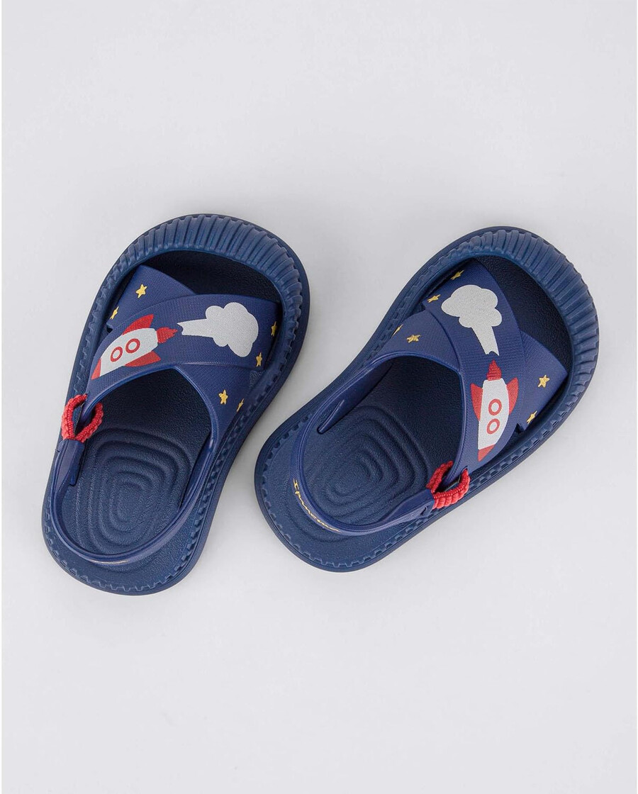 sandali ipanema cute baby - sandali morbidi e leggeri per bambini con puntale protettivo cinturino elastico posteriore stampe carine unisex facili da indossare e togliere facili da pulire pvc resistente allacqua blurosso taglia 7 abbigliamento scarpe e gioielli